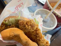 -麦当劳(展览路店)