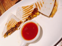 -玛格萝妮(汇智国际商业中心店)