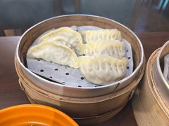 三丁蒸饺-大龙汤包
