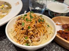 -渔语鱼新川菜Bistro(万象天地店)