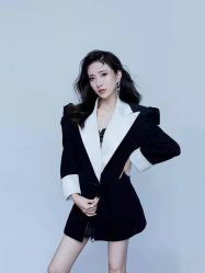 点击看大图 -定格摄影·轻奢定制写真馆