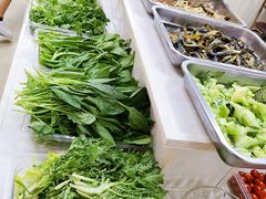 -荣吉招牌自助骨头锅(顾乡店)