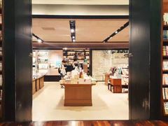 -诚品(信义店)