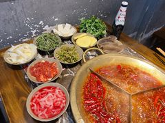 -叁口煮市井老火锅(春熙路店)