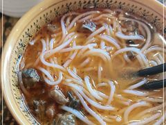 -正宗李家土鸡米线店
