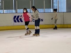 -冠军冰场CHAMPION RINK(百联又一城店)