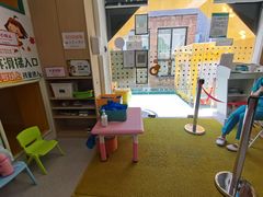 -极橙儿童齿科矫正中心(奥城店)