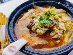 -闫家驴肉老店(华电一校店)