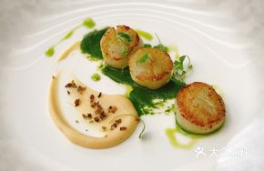 Pumpkin Soup with Australian Scallops