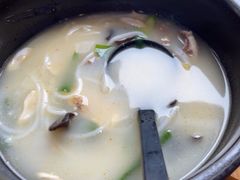 -桥香园过桥米线(国贸店)