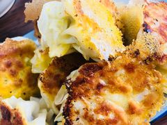 油煎烧麦-白老大羊杂碎稍麦