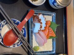 -小山日本料理(兴业太古汇店)