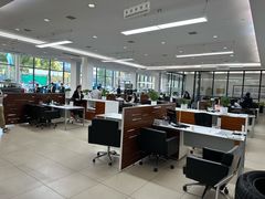 -上海宝信宝马4S店