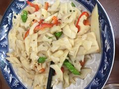 清炒藕片-胜品饭店