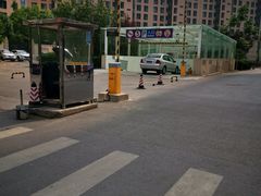 入口-凯德MALL太阳宫店-地下停车场