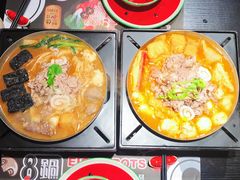 招牌臭臭锅-8锅臭臭锅·正宗台湾小火锅(中心五路店)