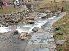 -梅岭月亮湾山体公园