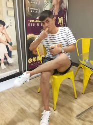 点击看大图 -摩登时尚烫染定制专家