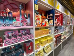 -泡泡玛特POPMART(上海环球港店)