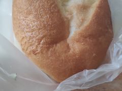 黄油精糖面包-BreadTalk面包新语(长寿路地铁站店)