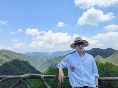 -百色大石围天坑群