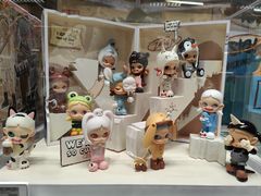 -泡泡玛特POPMART(蓝色港湾店)