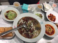 -姚姚酸菜鱼·金戈戈香港豉油鸡(喜荟城联名店)