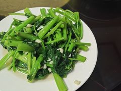 -余杨鸭鸭餐厅
