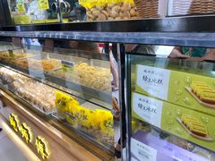 面包甜点陈列柜-鲍师傅糕点(春熙路店)