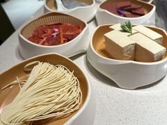 -海底捞火锅(银泰中心店)
