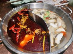 菌香鸳鸯锅-晓宇重庆火锅(赛格国际购物中心店)