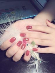 -EMILY艾枚莉美甲美睫·美颜·现磨咖啡