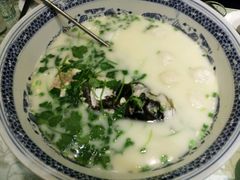 -南京金牛湖巨碗鱼头