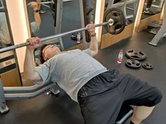 -美航国际健身(北京华联店)