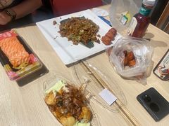 -远大美食广场(远大购物中心店)