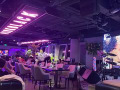 -粉墨特色菜·烧烤音乐酒馆