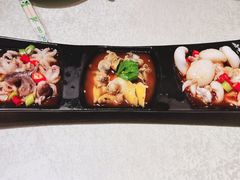 -东来菜馆•手抓海鲜家常菜•海鲜锅贴(鸽子窝店)