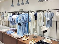 -URBAN REVIVO(七宝领展广场店)