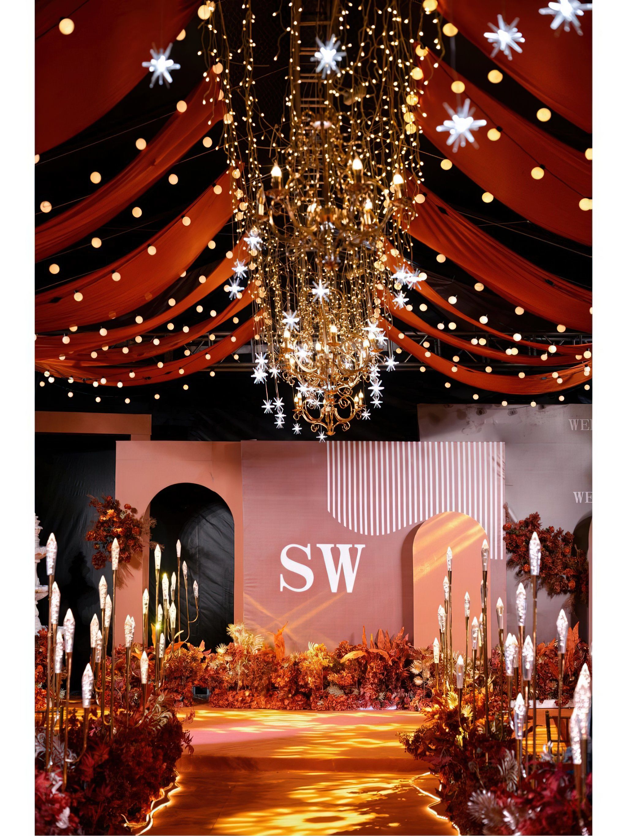 红色秀场风韩式婚礼