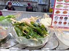 -百品聚旋转火锅(万德庄店)