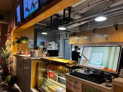 -F+轻食健身赋能空间(中华北路国贸商场店)