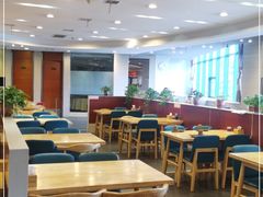 大堂-小六汤包砂煲菜(文景路店)