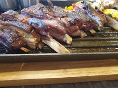 碳烤整扇新西兰羊排-HIGH FIVE哈福手工汉堡(桂林路店)