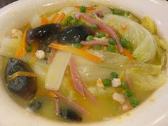 -朋友圈概念餐厅(象山万达广场店)