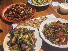 -柴窝堡22号辣子鸡·传承新疆菜