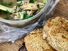 烧饼夹肉-李小老烧饼(常营民族家园店)