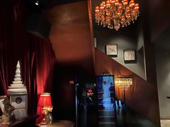 -弦月窗LUNETTE BY AMANDA(复兴路店)