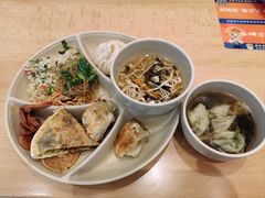 -素满香·全民食养自助(长宁龙之梦店)