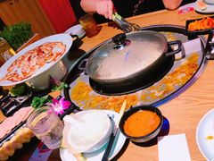 -三人行骨头王火锅(长寿店)
