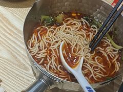 -魔都三兄弟酸辣粉·蘸卤炸串(虹桥万科店)